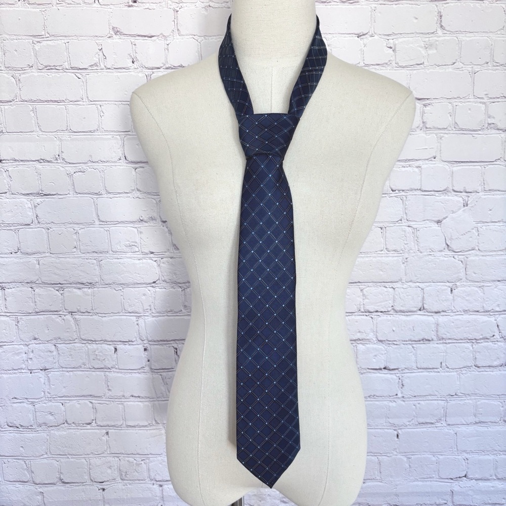 NAUTICA Men's Navy Blue Diamond-Pattern Classic Tie--EUC